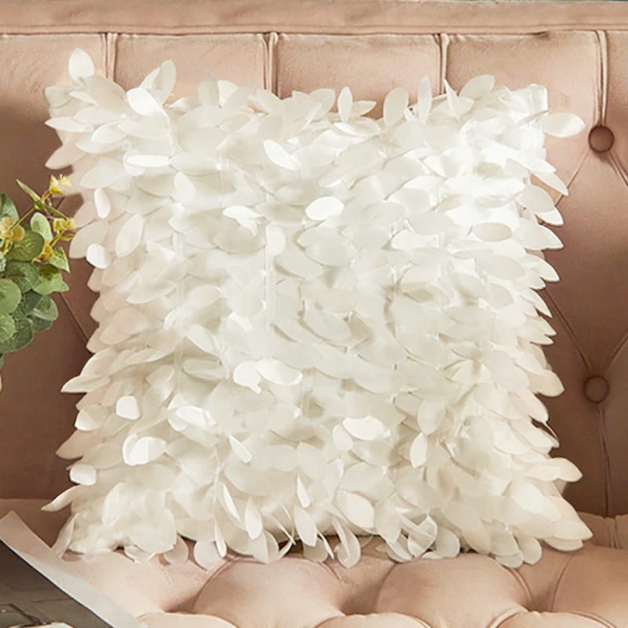 Poszewka FOGLIA tafta wypukłe liście 40x40 cm Krem