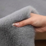 Dywanik Eko Futro RABBIT 40x60 cm Szary